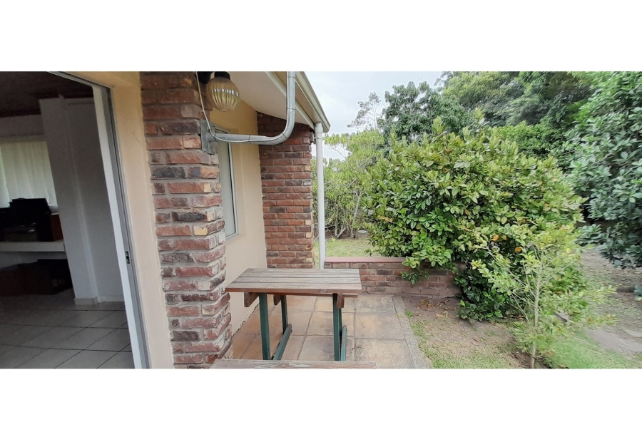 6 Bedroom Property for Sale in Wilderness Heights Western Cape